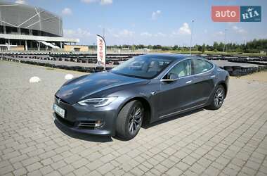 Tesla Model S 2017
