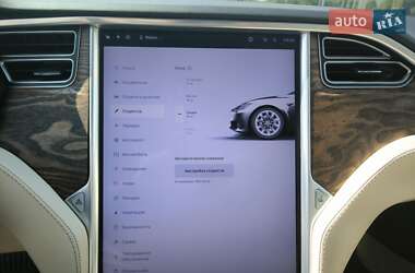 Ліфтбек Tesla Model S 2017 в 