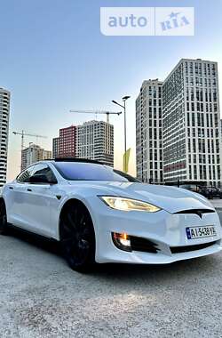 Ліфтбек Tesla Model S 2013 в Києві