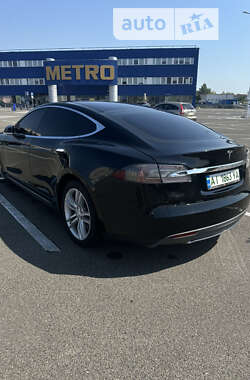 Ліфтбек Tesla Model S 2014 в Києві