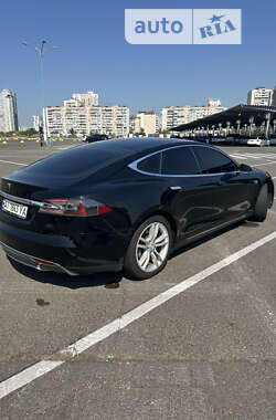 Ліфтбек Tesla Model S 2014 в Києві