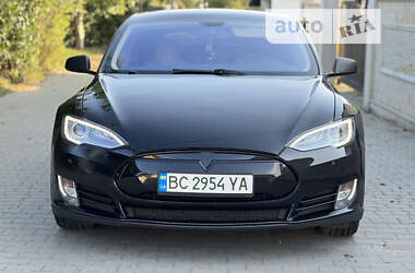 Ліфтбек Tesla Model S 2014 в Львові