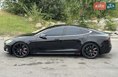 Лифтбек Tesla Model S 2017 в Днепре