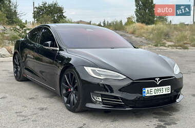 Лифтбек Tesla Model S 2017 в Днепре