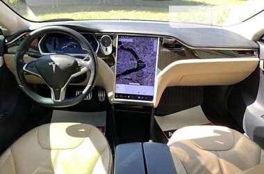 Лифтбек Tesla Model S 2013 в Виннице