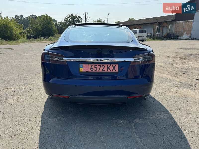 Ліфтбек Tesla Model S 2015 в Фастові фото 18 Ліфтбек Tesla Model S 2015 в Фастові