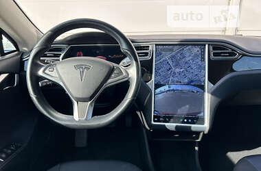 Ліфтбек Tesla Model S 2014 в Києві