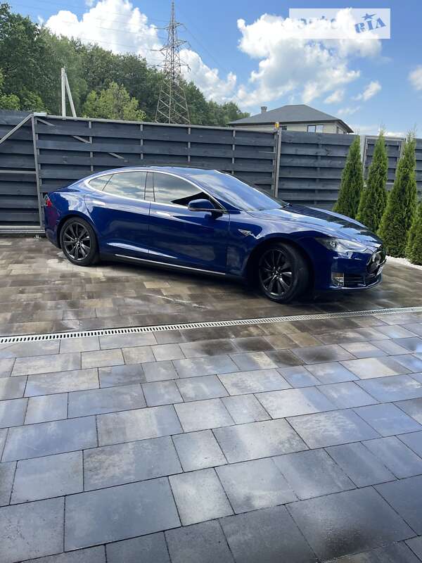 Лифтбек Tesla Model S 2015 в Харькове фото 3 Лифтбек Tesla Model S 2015 в Харькове