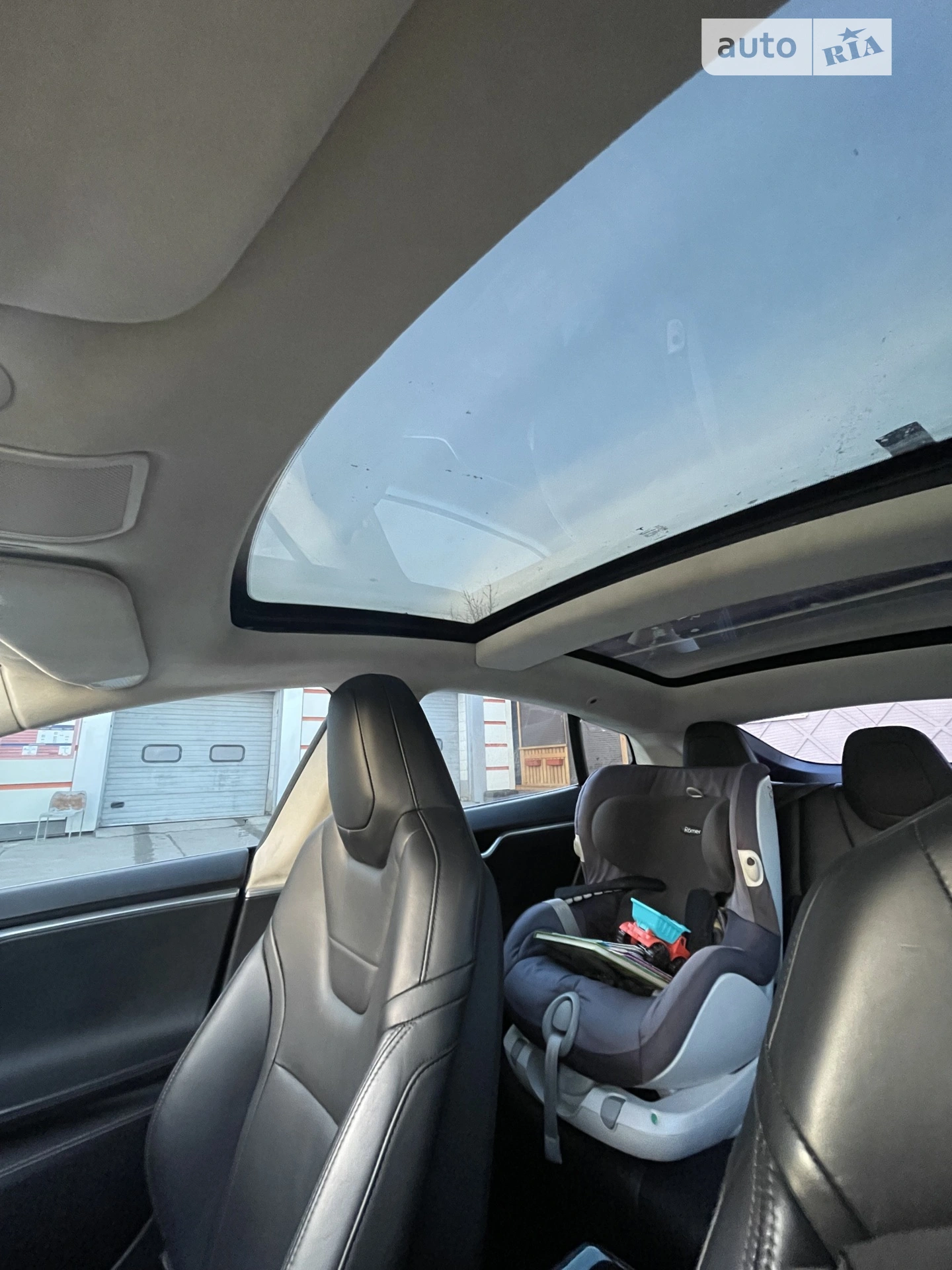 2015 Tesla Model S - мініатюра 10