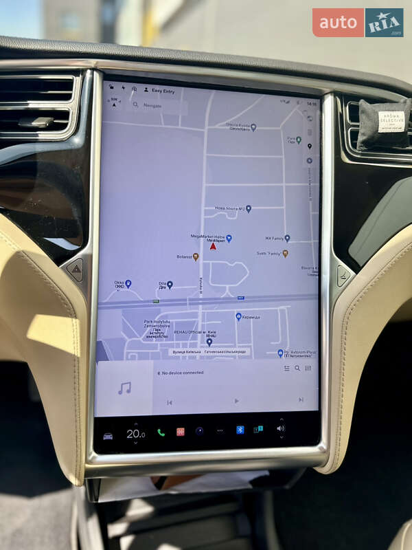 Лифтбек Tesla Model S 2014 в Киеве