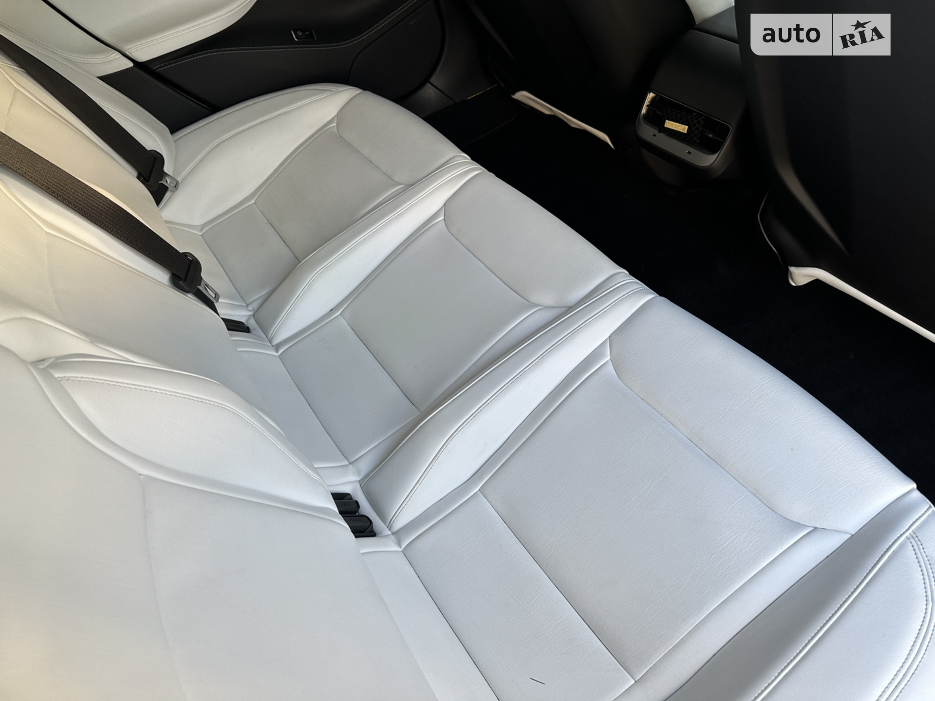 2014 Tesla Model S - мініатюра 10