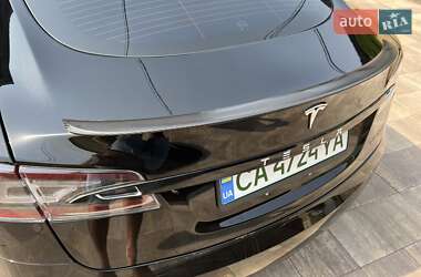 Лифтбек Tesla Model S 2019 в 