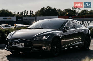 Tesla Model S 2015 Tesla Model S 2015
