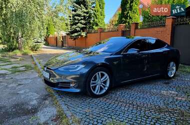 Лифтбек Tesla Model S 2016 в Харькове