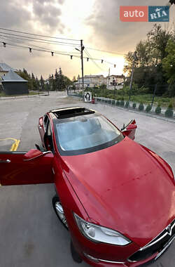 Ліфтбек Tesla Model S 2013 в Тлумачі