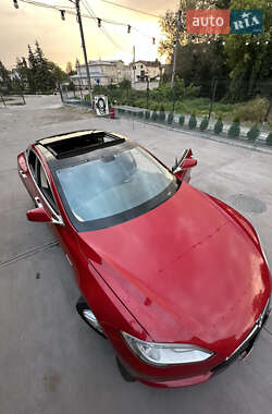 Лифтбек Tesla Model S 2013 в 