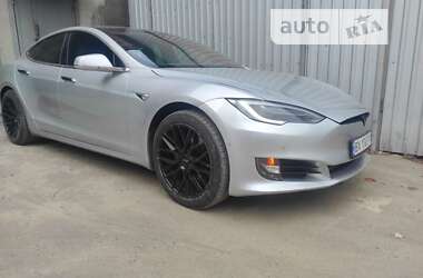 Лифтбек Tesla Model S 2017 в Хмельницком