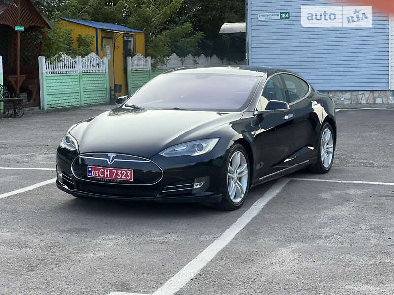 Ліфтбек Tesla Model S 2013 в Дубні фото 6 Ліфтбек Tesla Model S 2013 в Дубні