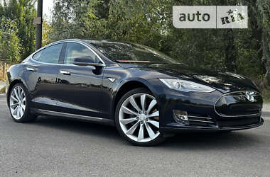 Ліфтбек Tesla Model S 2013 в Львові