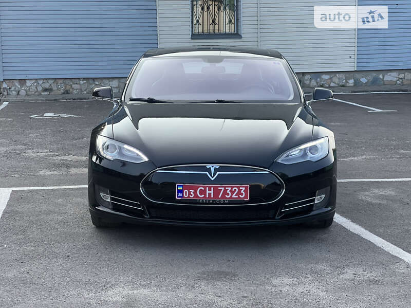 Ліфтбек Tesla Model S 2013 в Дубні фото 38 Ліфтбек Tesla Model S 2013 в Дубні