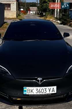 Tesla Model S 2017 Tesla Model S 2017