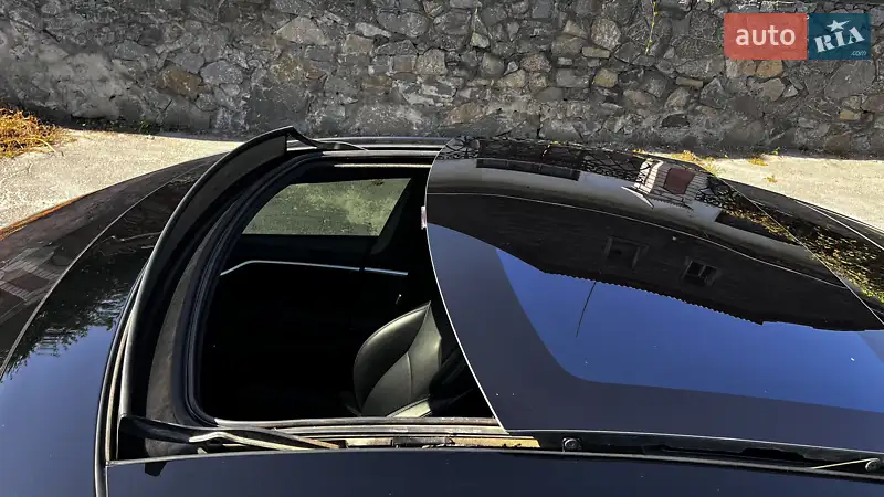 Ліфтбек Tesla Model S 2017 в 