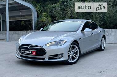 Лифтбек Tesla Model S 2013 в Киеве