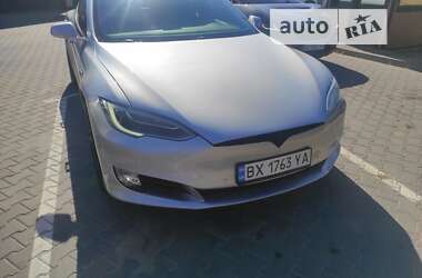 Лифтбек Tesla Model S 2017 в Хмельницком