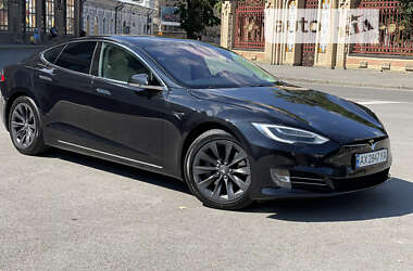 Ліфтбек Tesla Model S 2018 в Києві