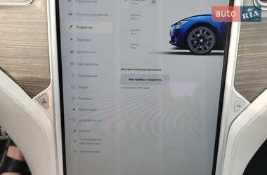 Ліфтбек Tesla Model S 2015 в Києві