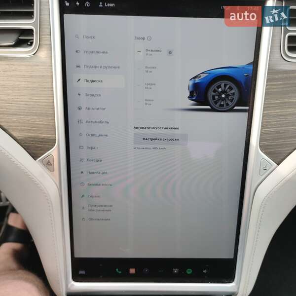 Лифтбек Tesla Model S 2015 в Киеве