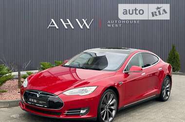 Лифтбек Tesla Model S 2014 в Львове