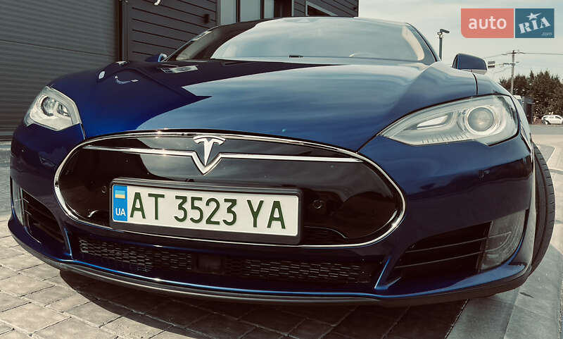 Лифтбек Tesla Model S 2015 в Ивано-Франковске фото 10 Лифтбек Tesla Model S 2015 в Ивано-Франковске