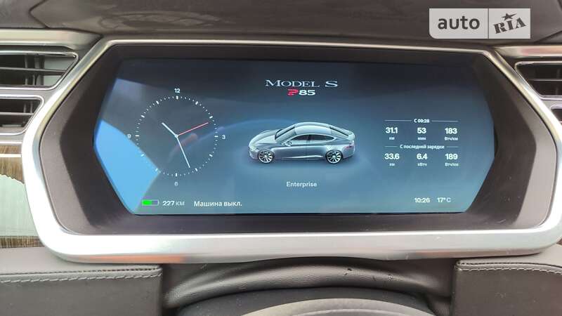 Ліфтбек Tesla Model S 2012 в Чернівцях