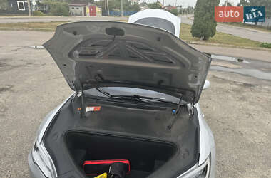 Лифтбек Tesla Model S 2018 в 