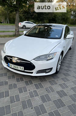 Tesla Model S 2013