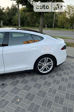 Лифтбек Tesla Model S 2013 в Хмельницком