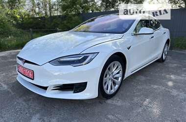 Tesla Model S 2017