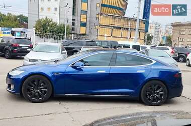 Лифтбек Tesla Model S 2015 в Харькове