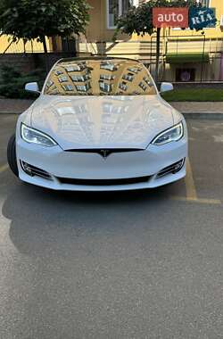 Tesla Model S 2020 Tesla Model S 2020