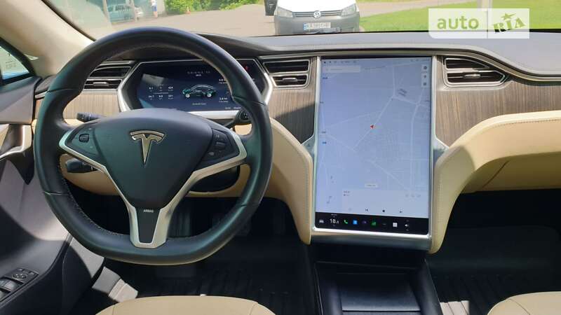 Ліфтбек Tesla Model S 2013 в Києві фото 15 Ліфтбек Tesla Model S 2013 в Києві