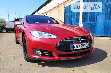 Лифтбек Tesla Model S 2014 в Киеве