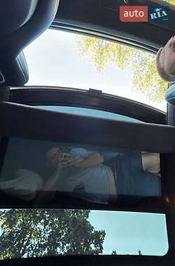 Лифтбек Tesla Model S 2016 в Сарнах