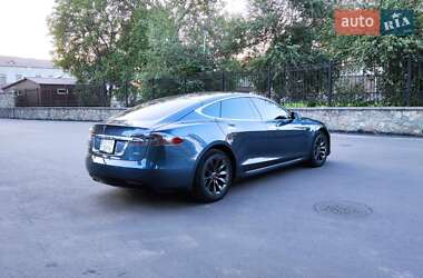 Лифтбек Tesla Model S 2017 в 