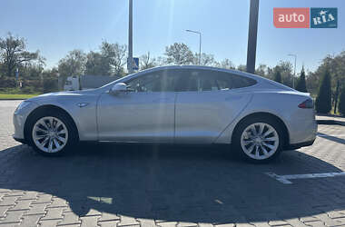 Лифтбек Tesla Model S 2013 в Стрые