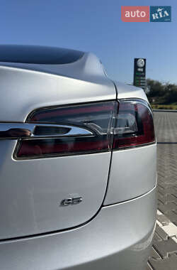 Лифтбек Tesla Model S 2013 в Стрые