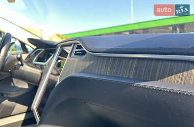 Лифтбек Tesla Model S 2013 в Стрые