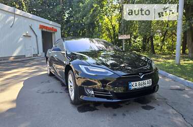 Ліфтбек Tesla Model S 2017 в Вінниці