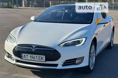 Лифтбек Tesla Model S 2013 в Львове