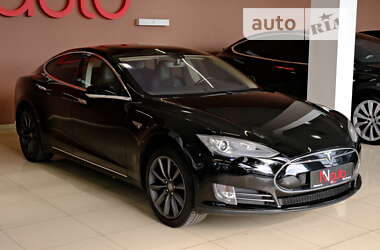 Ліфтбек Tesla Model S 2014 в Одесі